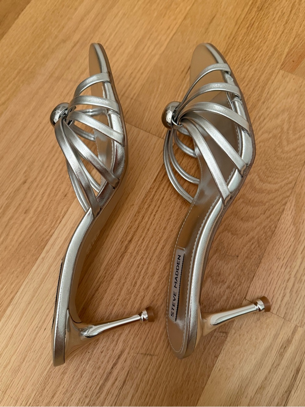 New! Steve Madden Silver Celina Sandal in Silver, sz. 8 - Picture 3 of 4
